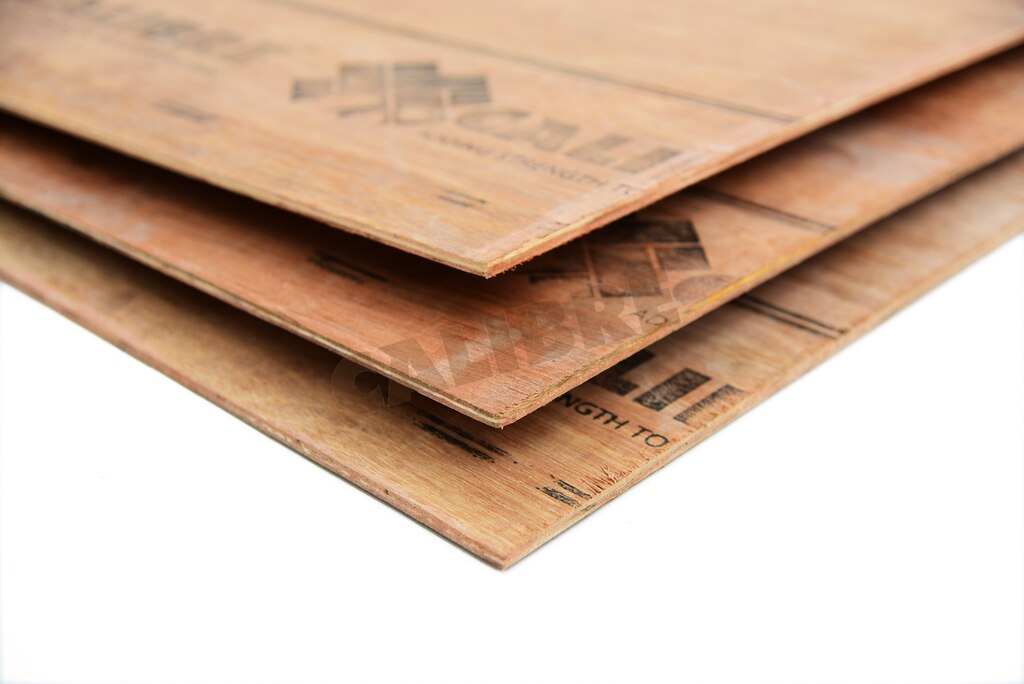 Calibre Supreme 100% NEEM MR IS 303 Grade Plywood (7x4, 6MM)